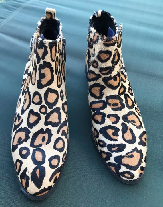 Women's Leopard Ankle Boots with Retro Zip Closure and Pointed Toe - Shop  Now!