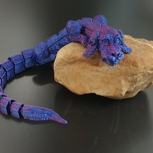 Magical lucky dragon with shimmering colors Fidget Movable Fuchur Flexible