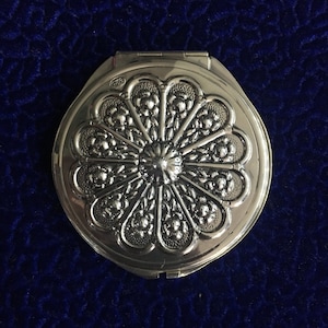 Silver Compact Mirror in Art Nouveau Style, Floral Pattern Embossed 925