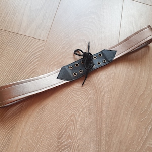 Apocalypse Kollektion Liquid Bronze Handmade Lace Up Gürtel. Verstellbare Passform 34-38&quot; Medium. Wrestling Performance Cosplay. Nur eine verfügbar