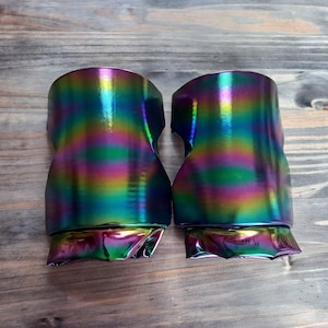 Kniebeschermers - Wet-Look Regenboog Hoogglans Iriserend PVC Worstelen High Impact Professioneel Handgemaakt Worstelen Kayleigh Fabe