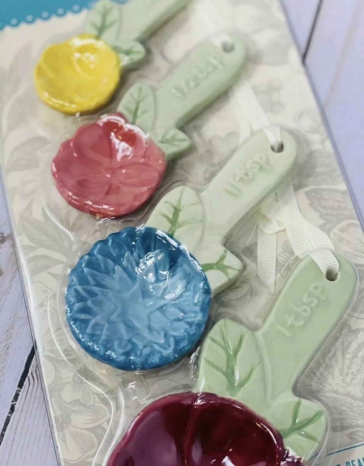 Pioneer Woman Timeless Beauty Stone Wear Floral Measuring Spoons New in  Package Ree Drummond 