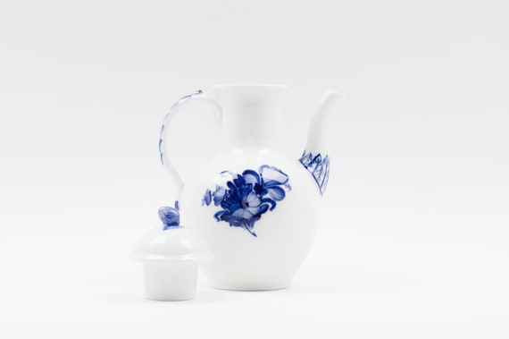 Royal Copenhagen Blue Flower Braided Coffee Pot No. 8189 