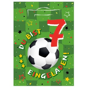 Einladungskarten Fußball zum 7. Kindergeburtstag Einladungen zum siebten Geburtstag für Jungen Fussball Karten grün