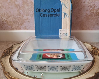 JAJ Pyrex Boxed Chelsea Oblong 3 Pint Casserole Dish 542