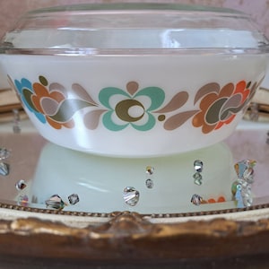 JAJ Pyrex Tempo 3 Pint Casserole Dish 513