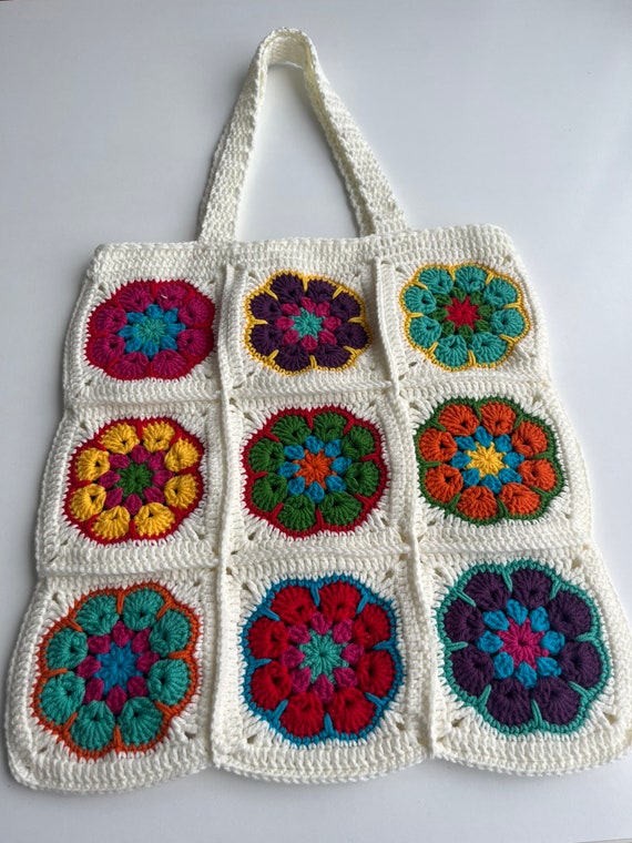 KLAAR VOOR VERZENDING Handgemaakte gehaakte witte schoudertas witte gehaakte tassen handgemaakte gehaakte handtassen tassen voor vrouwen oma vierkante schoudertas Etsy Belgie