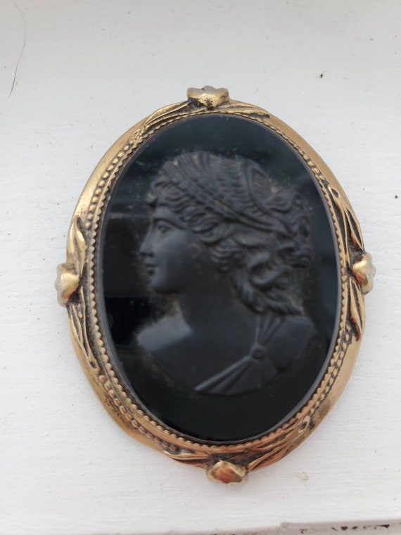 Antique 1800s Victorian Black Carved Cameo Silhou… - image 1