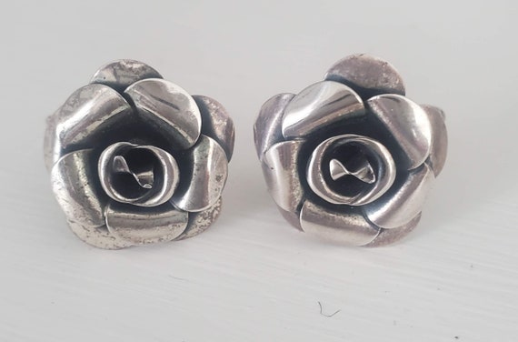 Vintage Beau Sterling Silver Flower Earrings - image 1
