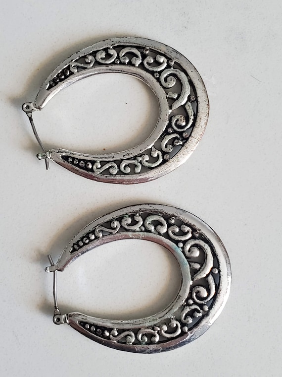 Vintage 1970s Silver Hoop Style Earrings