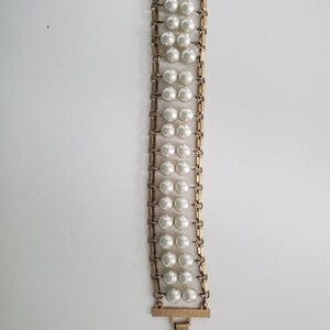 Vintage 1960s Sarah Coventry Double Strand Pearl & Gold Link Flexible Bracelet