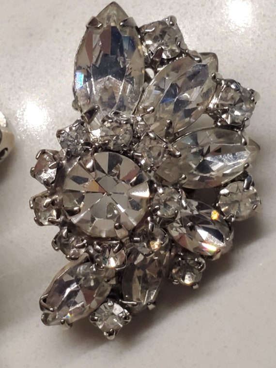 Stunning 1950s Weiss Faceted Rhinestone Crystal E… - image 3