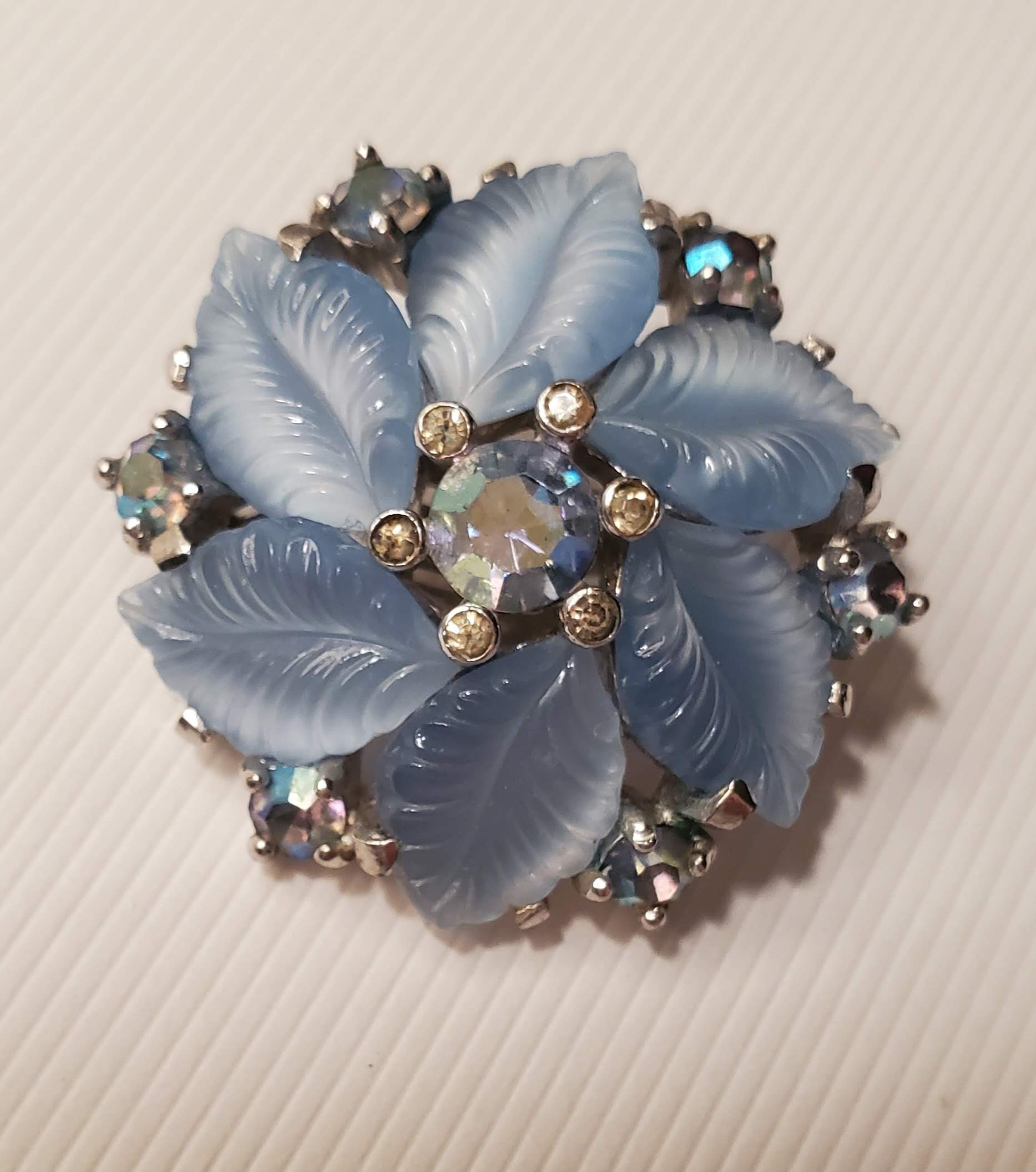 MASU エムエーエスユー　BIJOUX BROOCH(BLUE)　ビジュー MASU（エムエーエスユー）のBIJOUX BROOCH BLUEの通販サイト