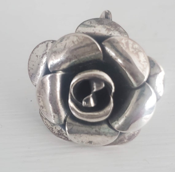 Vintage Beau Sterling Silver Flower Earrings - image 2