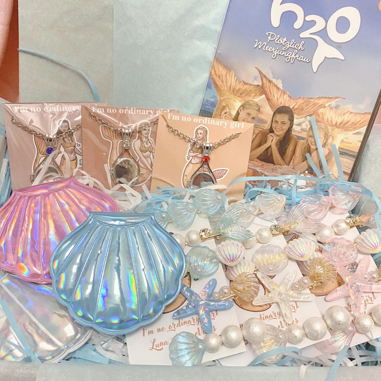 H2O Just Water Mermaid Giftbox I Mermaid Locket I Pendant I Magnetic Closing I Unique Gift for Her I customizable I H2O-Themed Giftbox