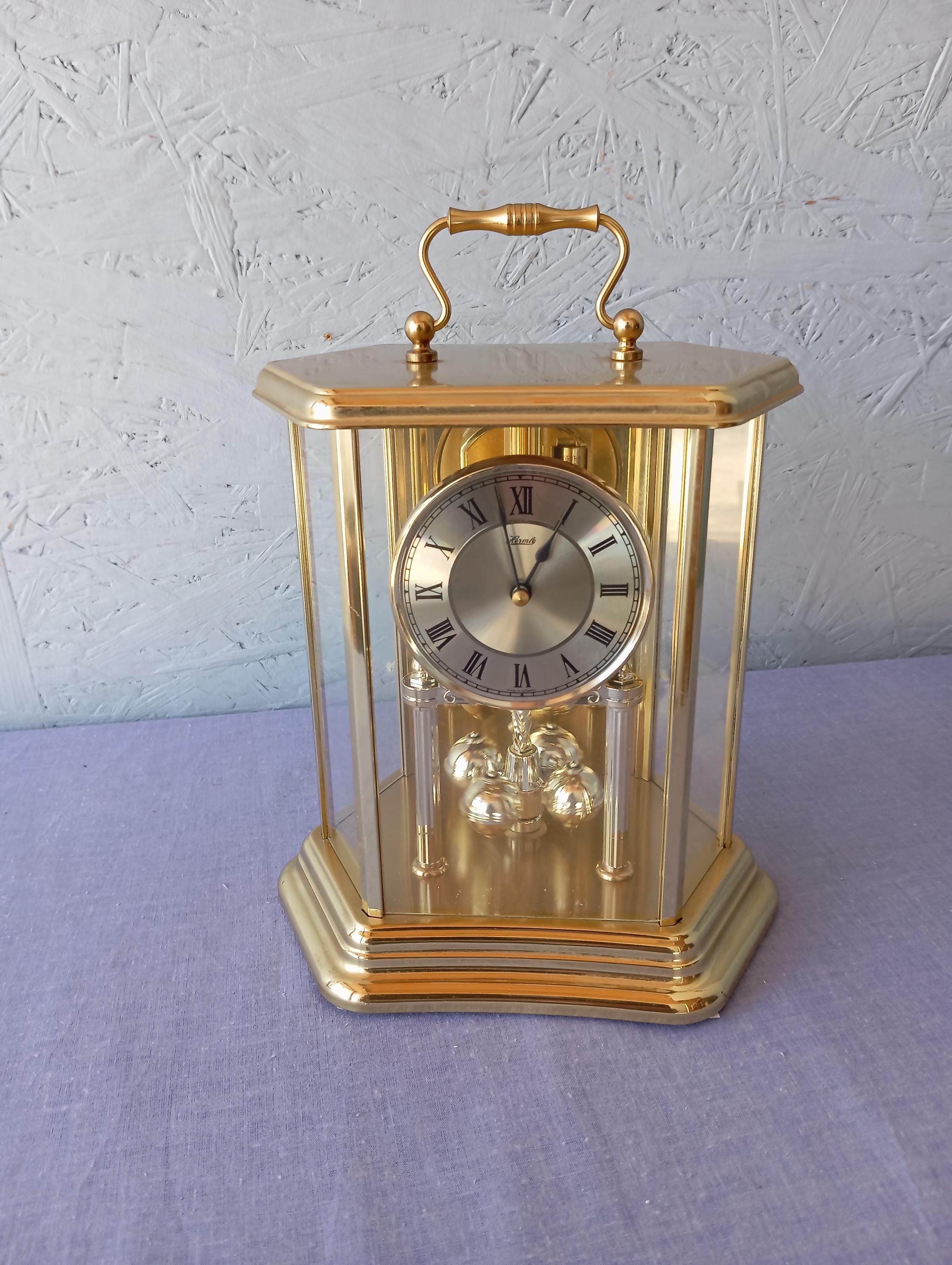 Rare Horloge De Cheminée Miniature En Bronze Avec Une Figure De Cerf Xixeme Siecle Empire