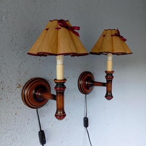 Sjömarkens Armatur AB, pair of vintage wooden wall lamps with lampshades, Scandinavian lighting, Swedish turned pine wall lamps
