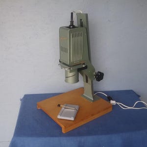 Classic German photographic enlarger Liesegang Rax II for negatives by Ed. Liesegang, Düsseldorf from 1970, enlarger with table top
