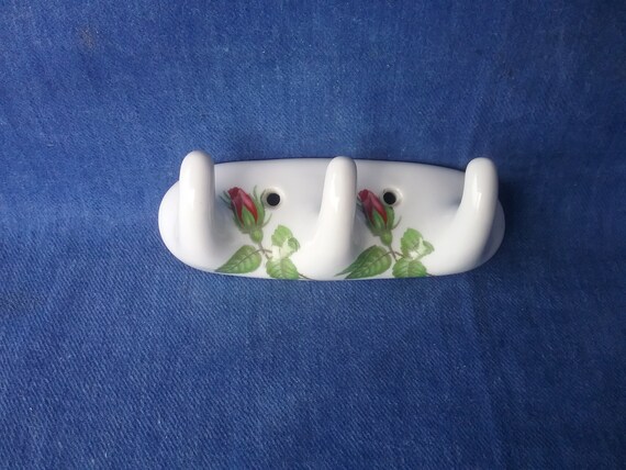 Porcelain towel hooks shop