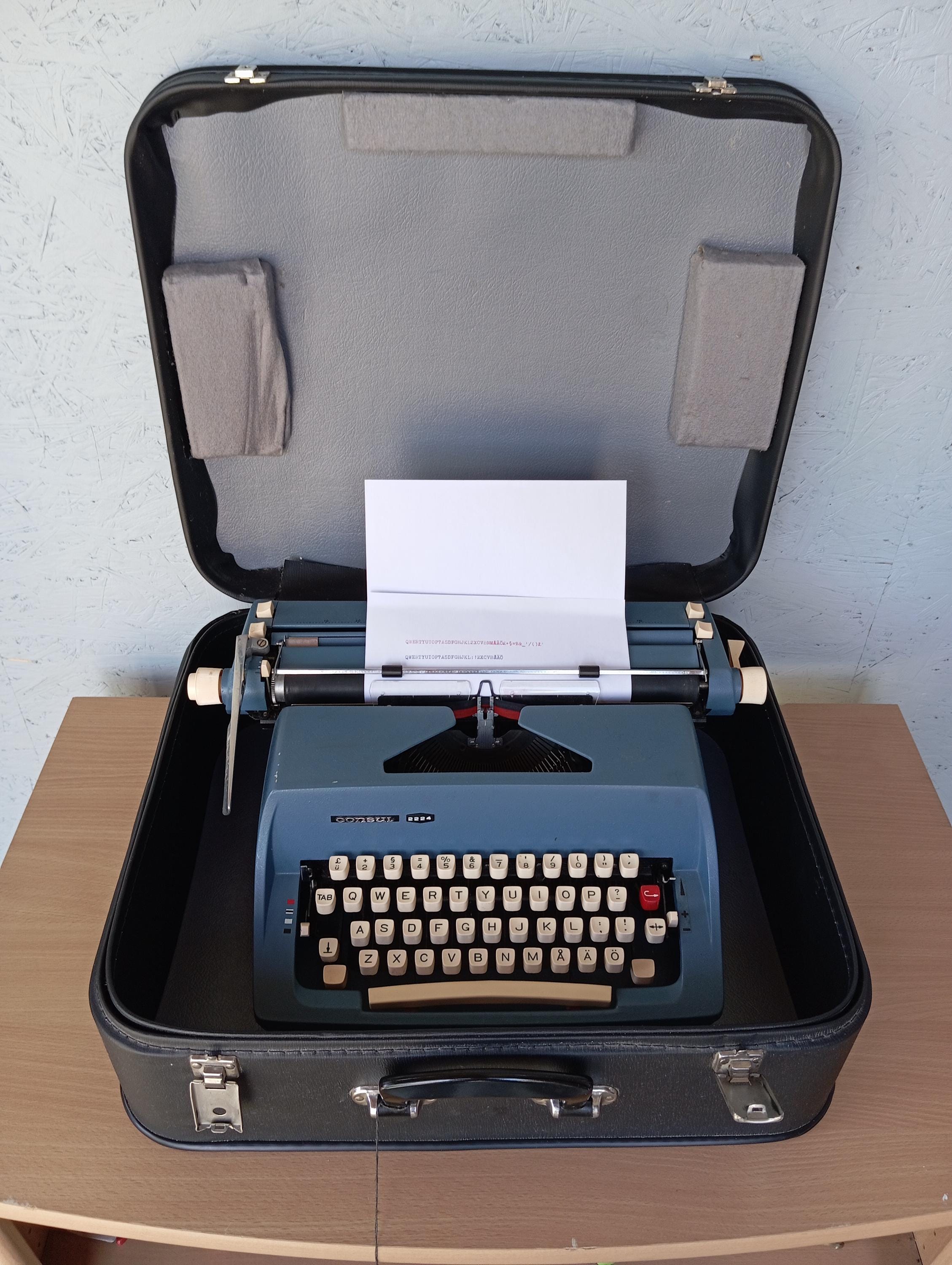 Consul Typewriter - Etsy