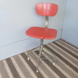 Scandinavian swivel chair on castors, fully adjustable swivel chair, industrial chair by Verkstads AB Lindqvist Motala, vintage office chair
