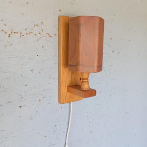 Vintage Scandinavian Pine Wall Lamp: Leif Wikner Design, Kövra Sweden