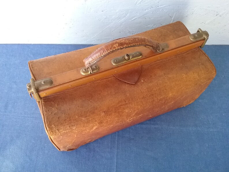 Antique French medicine bag, leather travel bag, leather chest, Gladstone collector bag, Vintage luggage zdjęcie 5