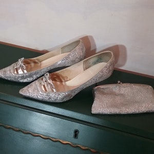 Silver stilettos and handbag/vintage wedding shoes/silver vintage handbag