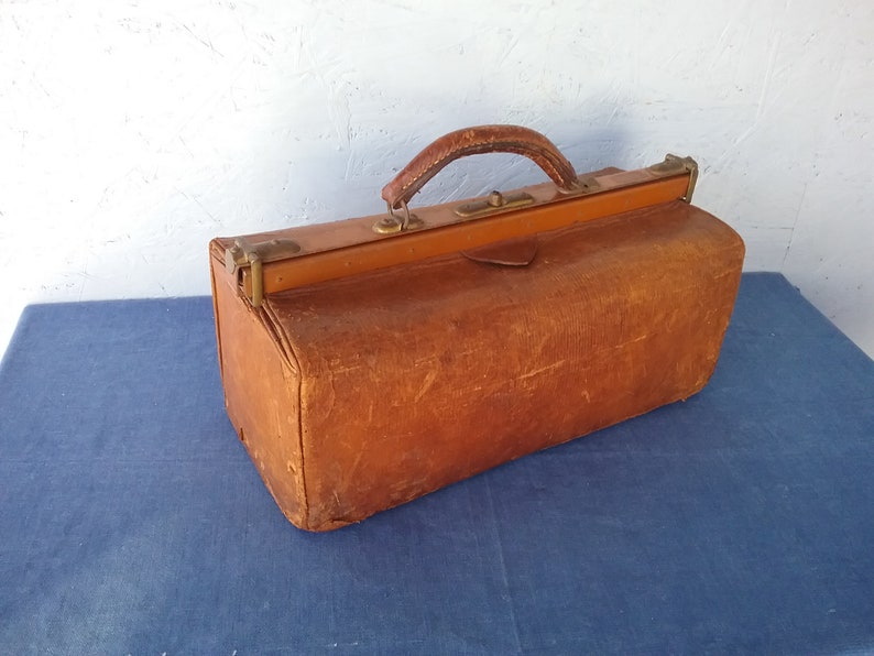 Antique French medicine bag, leather travel bag, leather chest, Gladstone collector bag, Vintage luggage zdjęcie 1