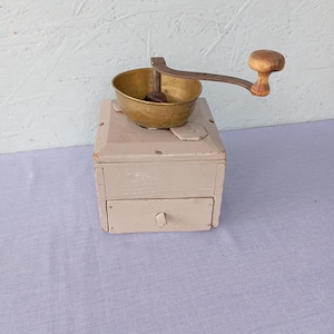 Antique large coffee grinder made of wrought iron, bronze and wood, 1800s Scandinavian coffee grinder, vintage kitchen, country house