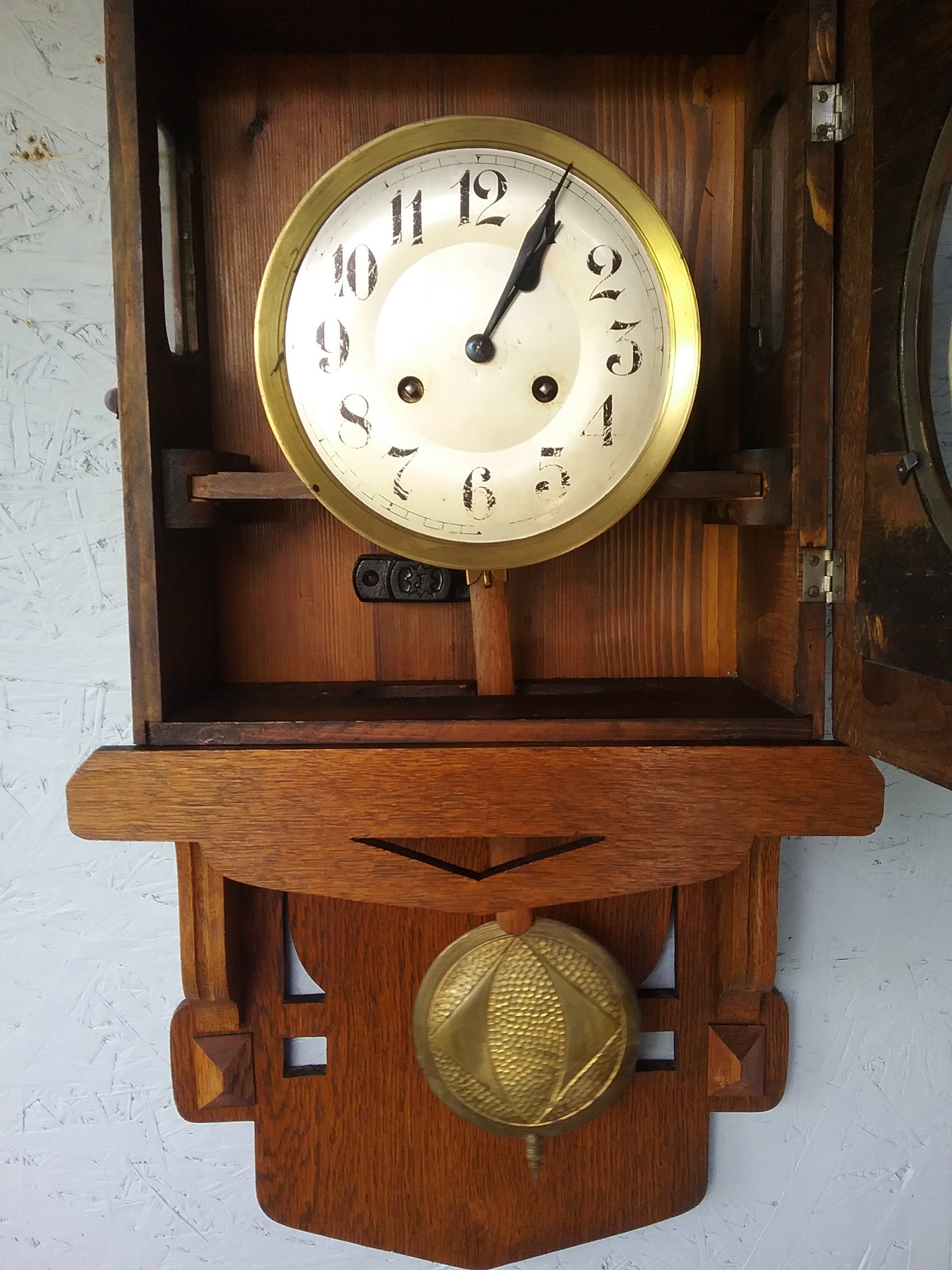 ユンハンス 振り子式壁掛け時計：アンティークドイツ時計、1909年