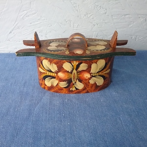 Schöne skandinavische Schmuckschatulle, handgemachte Schmuckschatulle aus Bentwood, antike Box, handbemalt, Geschenk für sie, skandinavische Volkskunst, Rosemaling