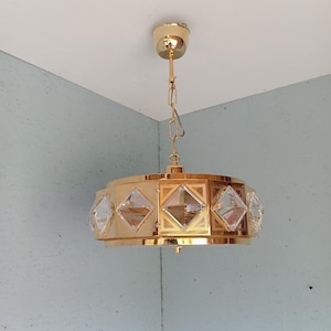 Carl Fagerlund pendant lamp for Orrefors, a stunning Hollywood Regency style ceiling lamp, brass and crystal glass pendant lamp