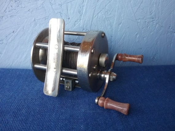 Spinning Reel: Record 1500 an Old Classic/swedish Reel / Vintage