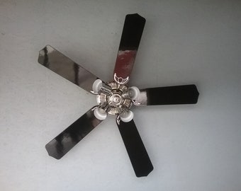 Vintage chrome ceiling fan with 4 light points, ceiling fan with five black blades, decorative hanging fan, silver chandelier with fan