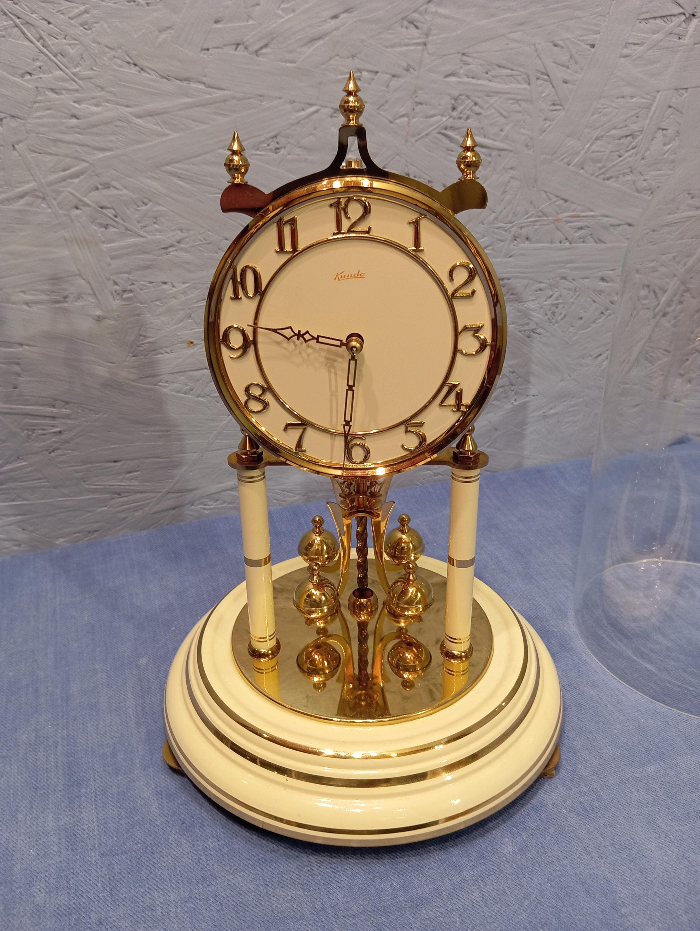 回転振り子とガラスドームを備えたKundo記念時計 - ドイツ製 - Etsy 日本