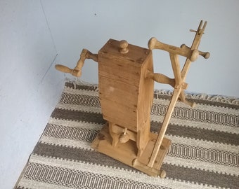 Antique Swedish Wooden Yarn Winder, Primitive Yarn Winder, Handmade, Swedish Folk Art, Rustic Decoration, Spinning Wheel Winding Rack