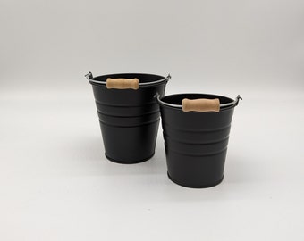 Set of 2 planters, planters, plant buckets, black buckets, bottom silo,