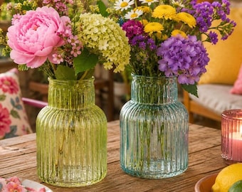 Benno glass vase, green or turquoise – ribbed vase, modern decorative, 20 cm