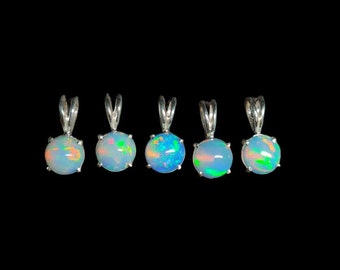 Natürlicher äthiopischer Opal Cabochon Anhänger, Feueropal Sterling Silber Halskette, Oktober Birthstone Schmuck