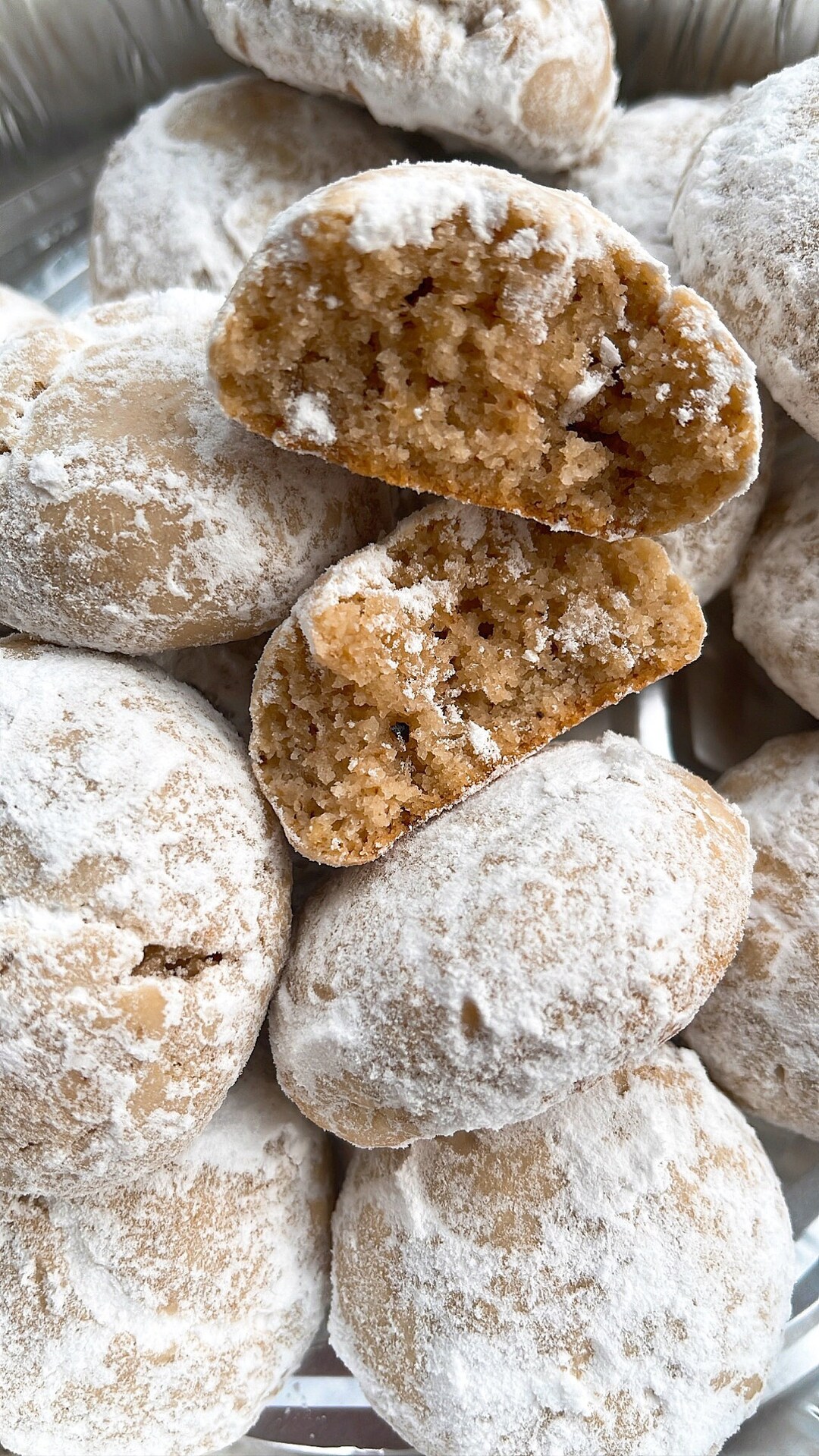 Keto Walnut Snowball Cookie Only 2 Net Carbs Each Cookie Low Carb