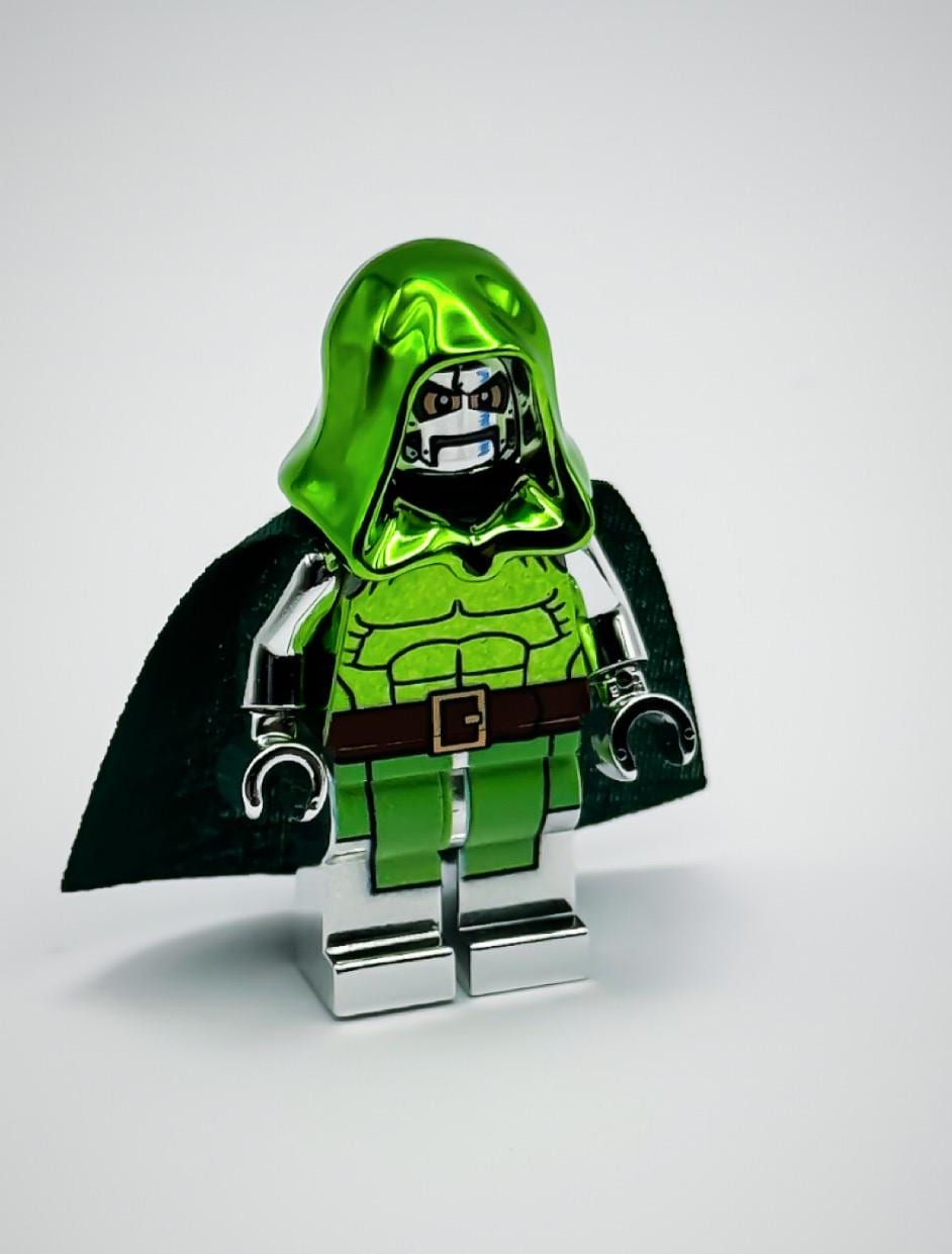 Dr Doom Minifigures