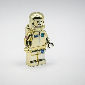 Lego Chrome Gold Plated NASA space suit jacket  Astronaut mini figure New!