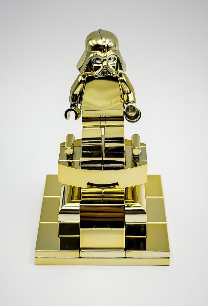 STAR WARS Darth Vader ロイヤルセランゴール Lego Chrome Gold Darth Vader Statue Star Wars New!! - Etsy