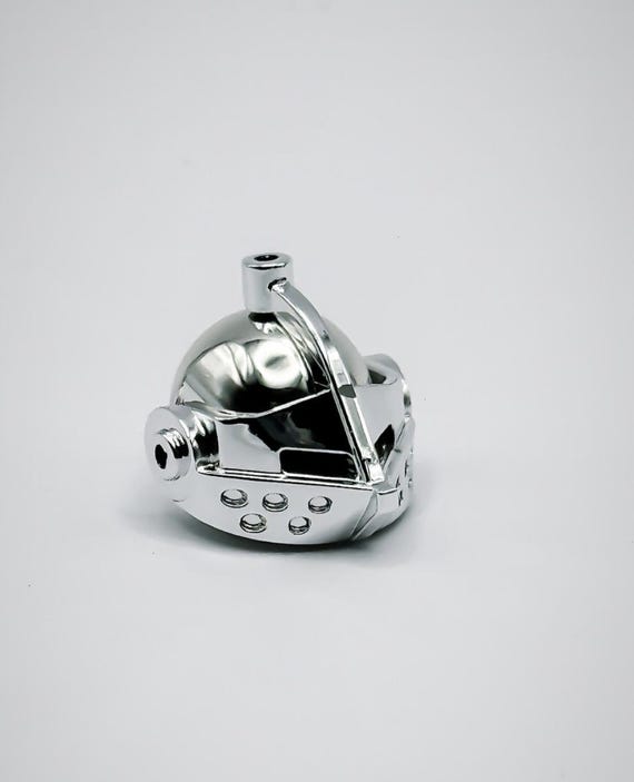 Lego Chrome Silver Helmet Pointed Visor Headgear Knight Castle New Lego Chrome Silver Helmet Pointed Visor Headgear Knight Castle New
