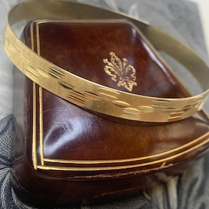 FABULOUS Large Vintage 14Kt 375 14CT Yellow Gold Bangle Bracelet - 1960s Mid CENTURY Design Statement Etched