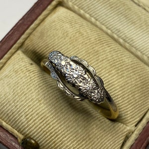 Antique Art Deco 18KARAT Gold and PLATINUM Setting with Five DIAMONDS Great Gatsby Engagement Wedding 1920s Elegant Ring Size Uk N 1/2 Us 7