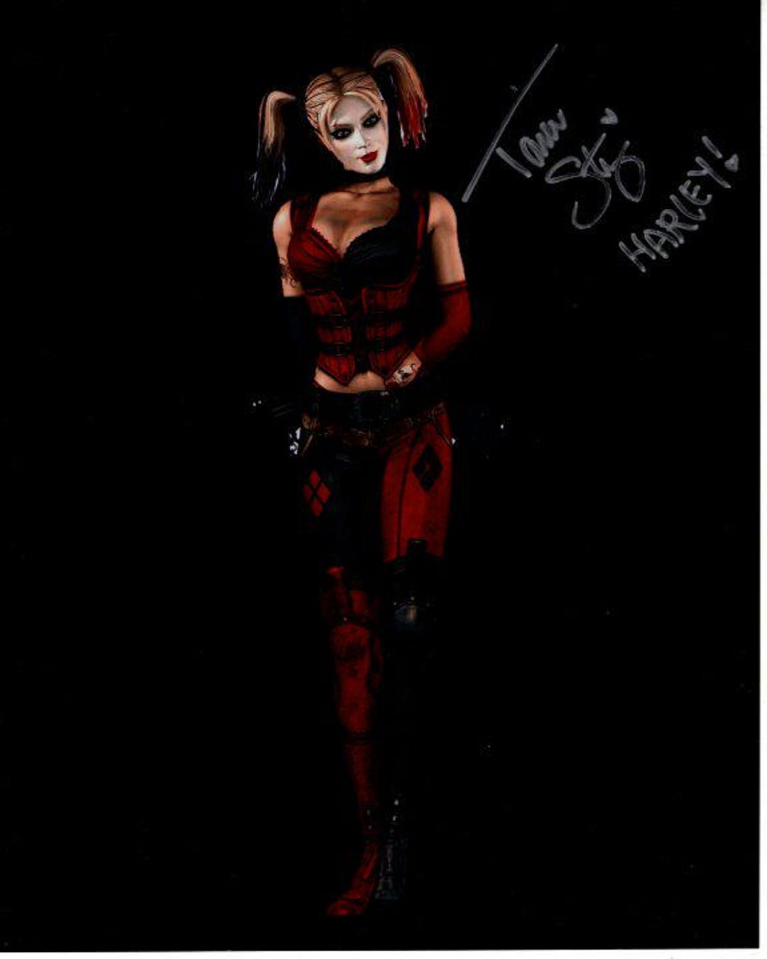 タラ・ストロング直筆サイン入り 8x10 バットマン アーカム・シティ ハーレイ・クイン メタリック写真 - Etsy 日本, image size:1080x1350