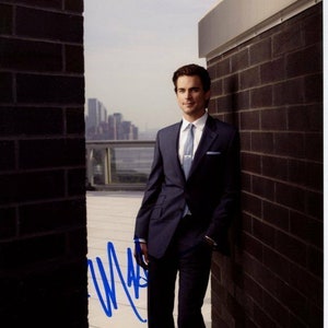 White Collar Matt Bomer as Neal Caffrey Looking Good in Shades 8 x 10 inch  photo