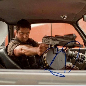 Gerard Butler signed autographed 8x10 gamer kable photo